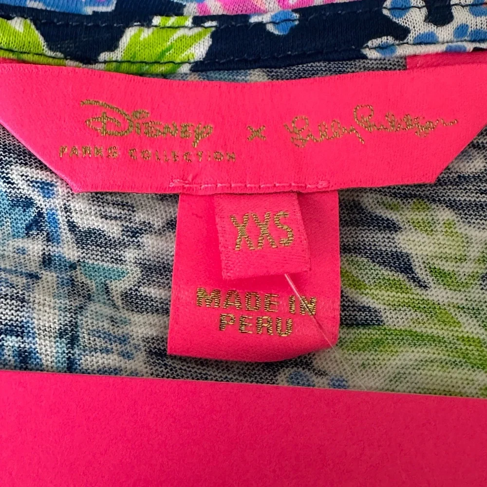 Disney Lilly Pulitzer Blusa / T-shirt / Top
Mickey & Minnie floral tee
Size XXS - Picture 4 of 5